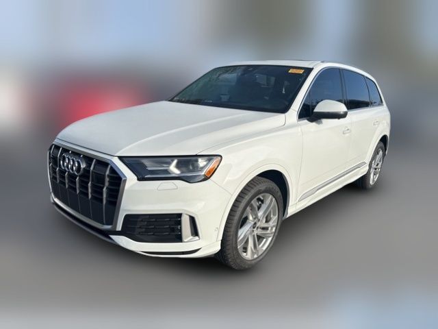 2022 Audi Q7 Premium Plus