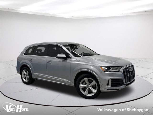 2022 Audi Q7 Premium Plus