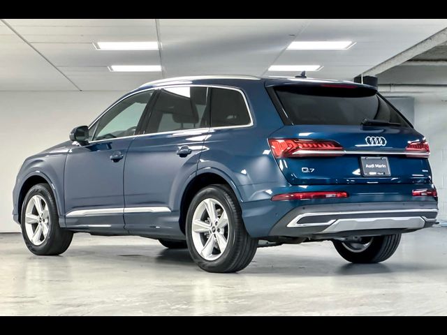 2022 Audi Q7 Premium Plus