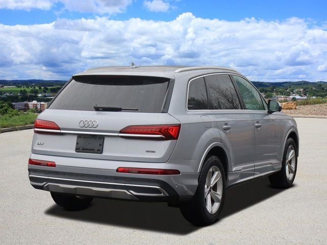 2022 Audi Q7 Premium Plus