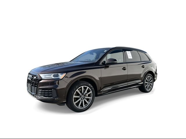 2022 Audi Q7 Premium Plus