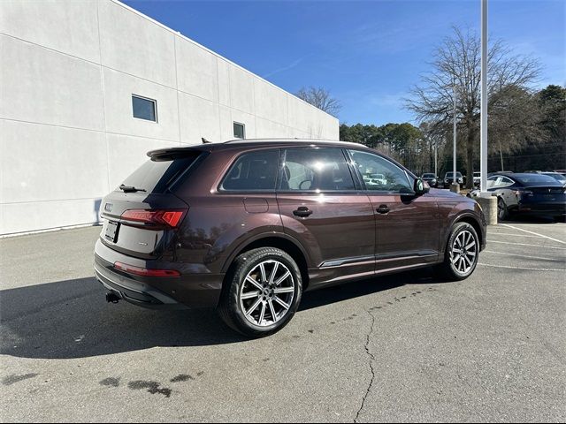 2022 Audi Q7 Premium Plus