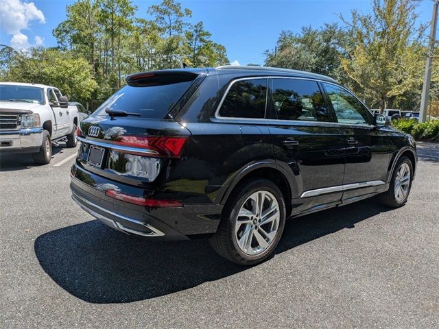 2022 Audi Q7 Premium Plus