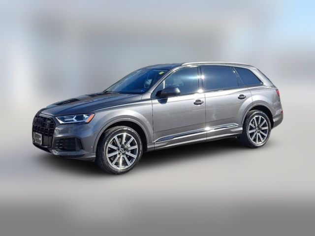 2022 Audi Q7 Premium Plus