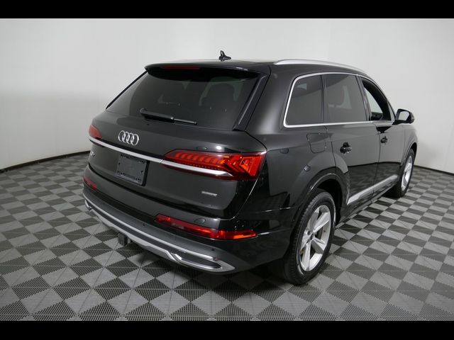 2022 Audi Q7 Premium Plus