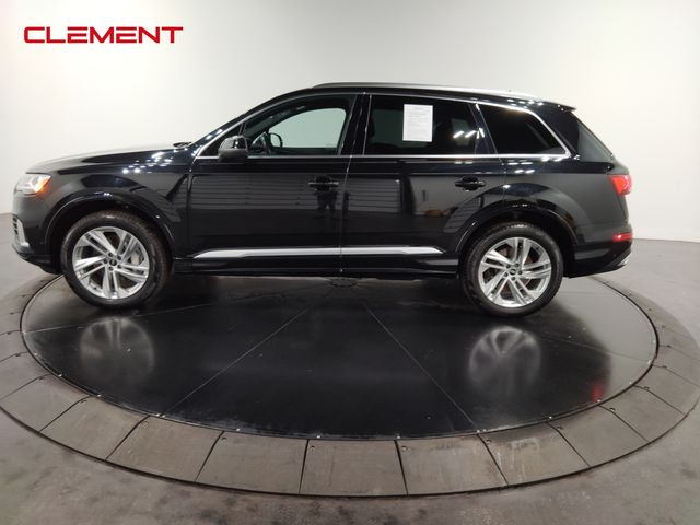 2022 Audi Q7 Premium Plus