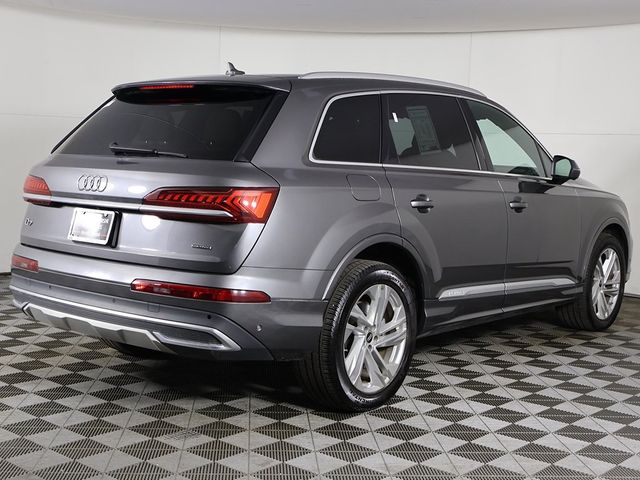 2022 Audi Q7 Premium Plus