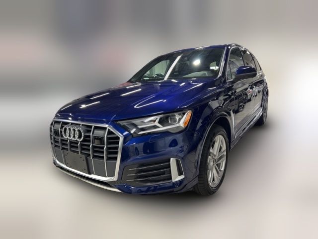 2022 Audi Q7 Premium Plus