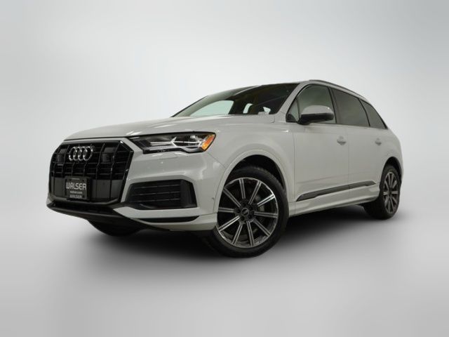 2022 Audi Q7 Premium Plus