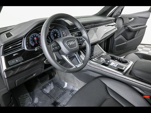 2022 Audi Q7 Premium Plus