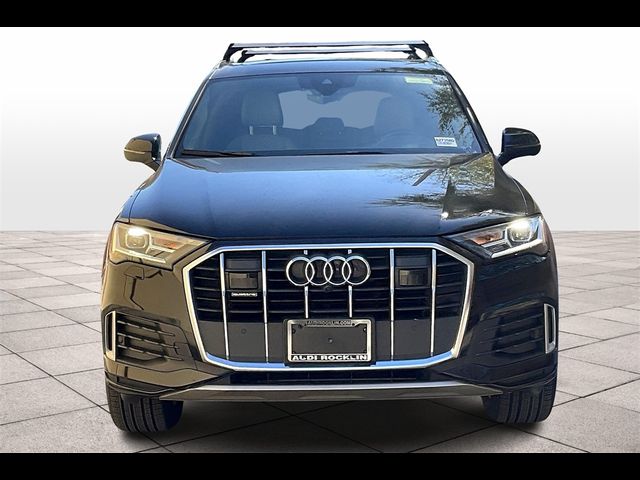 2022 Audi Q7 Premium Plus