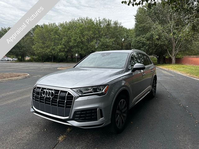 2022 Audi Q7 Premium Plus