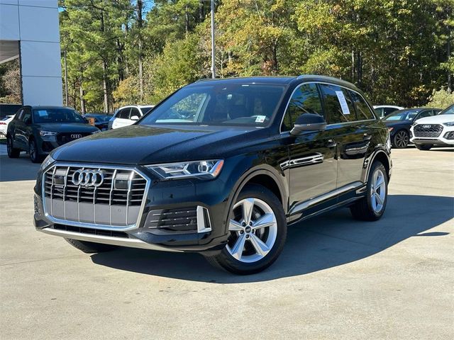 2022 Audi Q7 Premium Plus