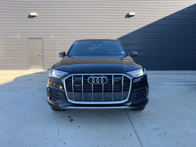 2022 Audi Q7 Premium Plus