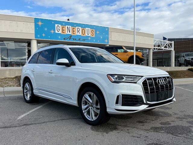 2022 Audi Q7 Premium Plus