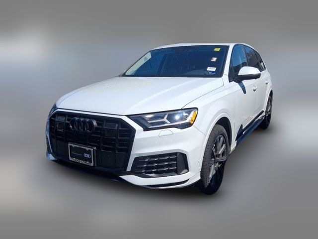2022 Audi Q7 Premium Plus