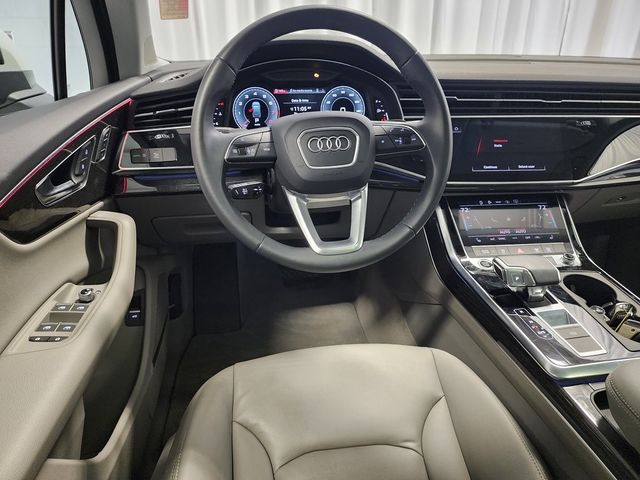 2022 Audi Q7 Premium Plus