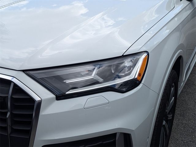 2022 Audi Q7 Premium Plus