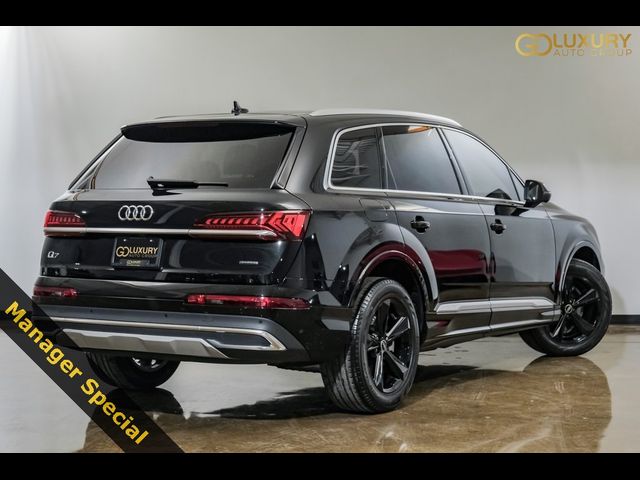 2022 Audi Q7 Premium Plus