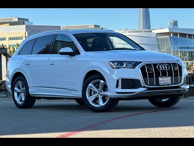 2022 Audi Q7 Premium Plus