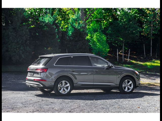 2022 Audi Q7 Premium Plus