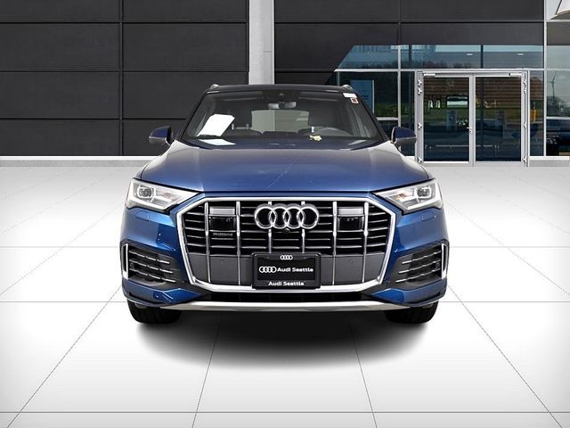 2022 Audi Q7 Premium Plus