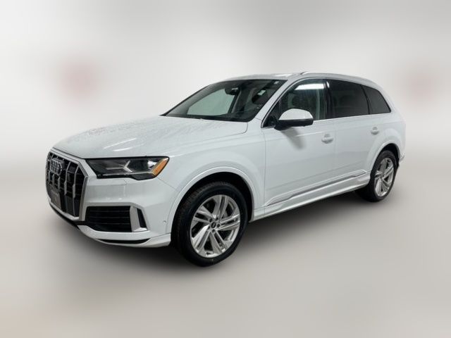 2022 Audi Q7 Premium Plus