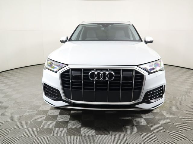 2022 Audi Q7 Premium Plus