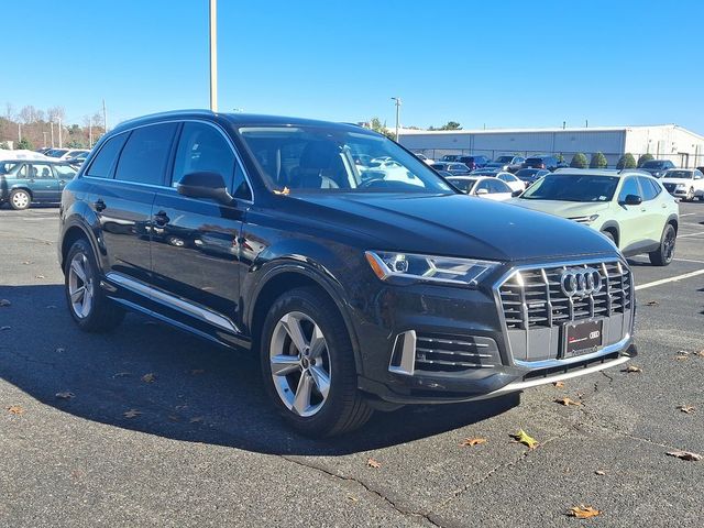 2022 Audi Q7 Premium