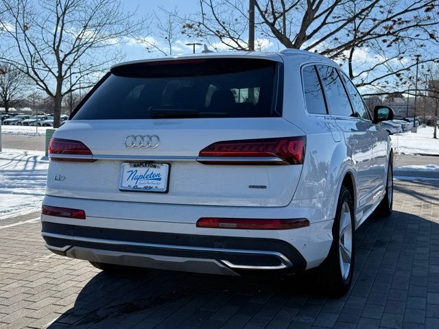 2022 Audi Q7 Premium