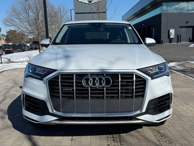 2022 Audi Q7 Premium
