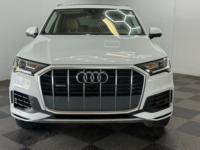 2022 Audi Q7 Premium