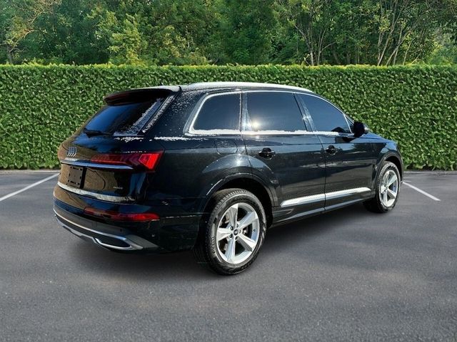 2022 Audi Q7 Premium