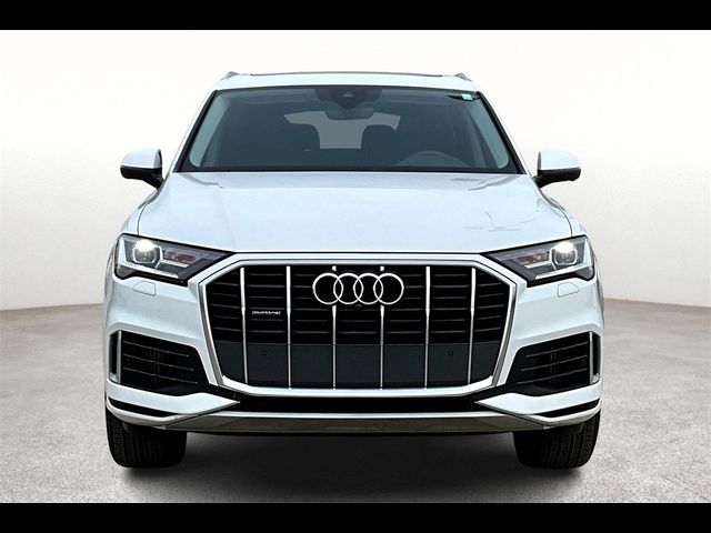 2022 Audi Q7 Premium