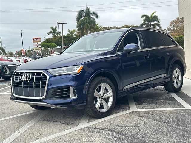 2022 Audi Q7 Premium