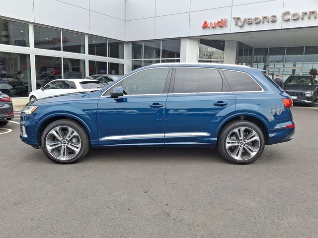 2022 Audi Q7 Premium Plus