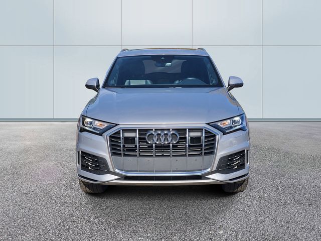 2022 Audi Q7 Premium Plus