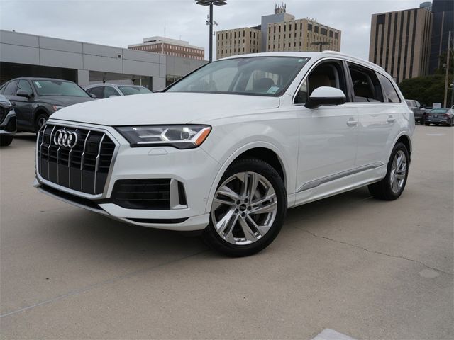 2022 Audi Q7 Premium Plus