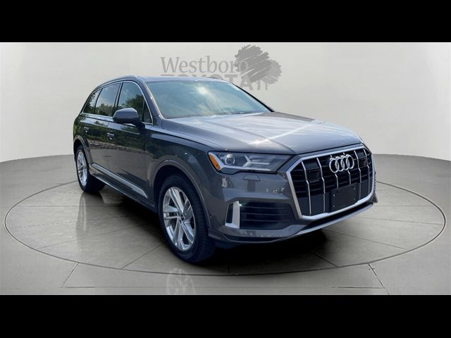 2022 Audi Q7 Premium Plus