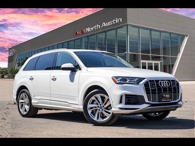 2022 Audi Q7 Premium Plus