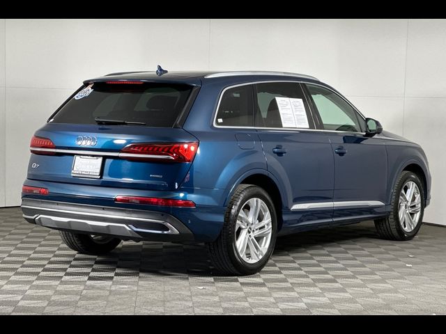 2022 Audi Q7 Premium Plus