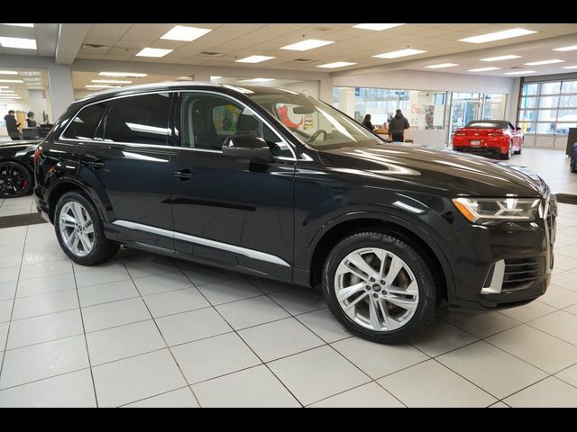 2022 Audi Q7 Premium Plus