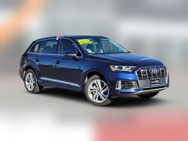 2022 Audi Q7 Premium Plus