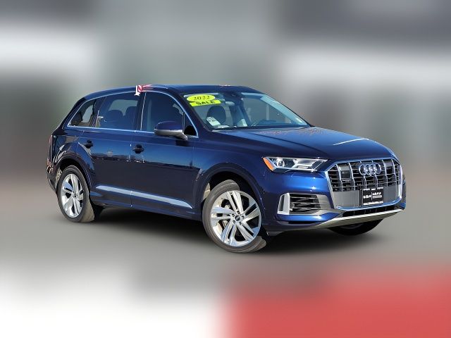 2022 Audi Q7 Premium Plus