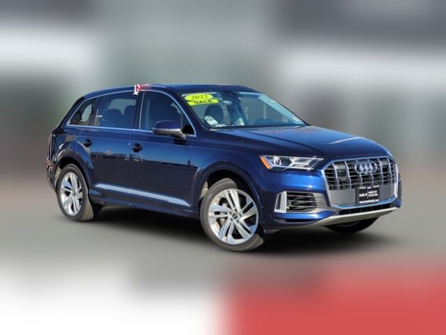 2022 Audi Q7 Premium Plus