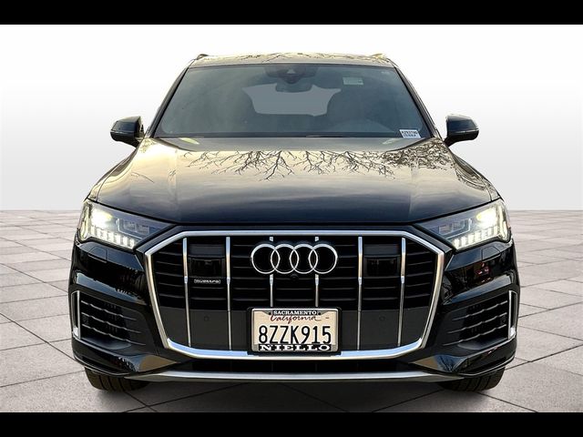 2022 Audi Q7 Premium Plus