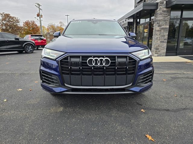 2022 Audi Q7 Premium Plus