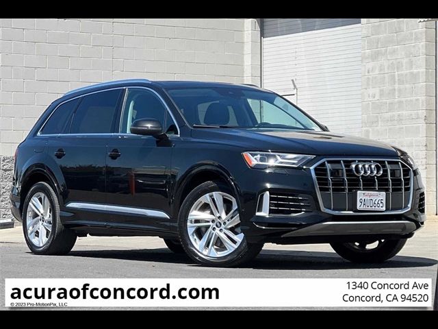 2022 Audi Q7 Premium Plus