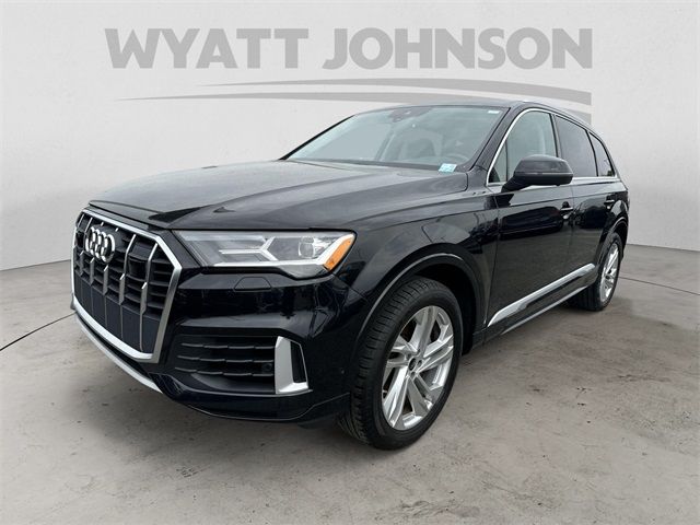 2022 Audi Q7 Premium Plus