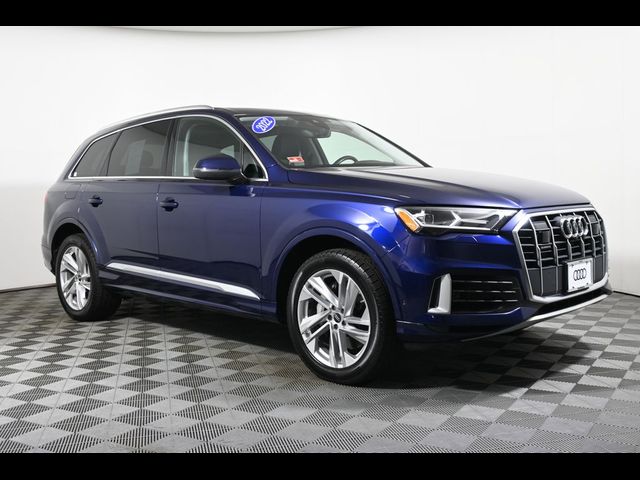 2022 Audi Q7 Premium Plus
